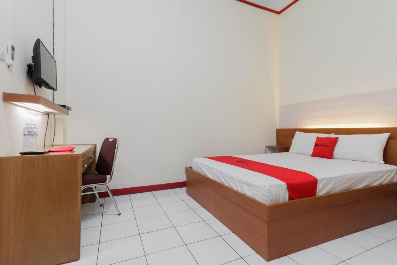 KoolKost Syariah near Ayani Mega Mall Pontianak Bagian luar foto
