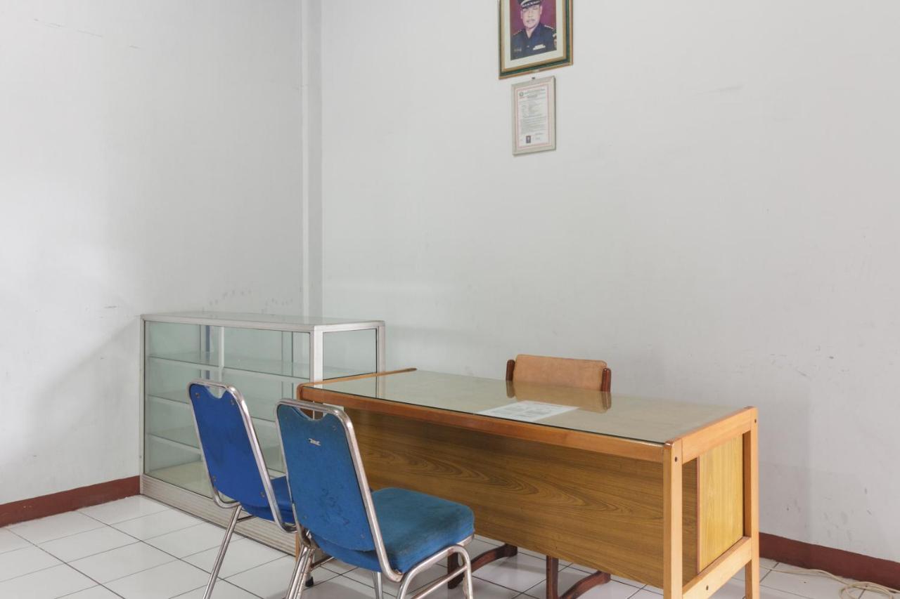 KoolKost Syariah near Ayani Mega Mall Pontianak Bagian luar foto